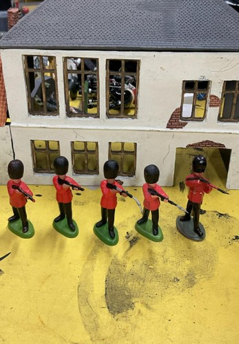 Britains welsh guards - w.,