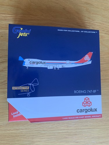 Cargolux mask boeing 747 - cargolux, 747-8f