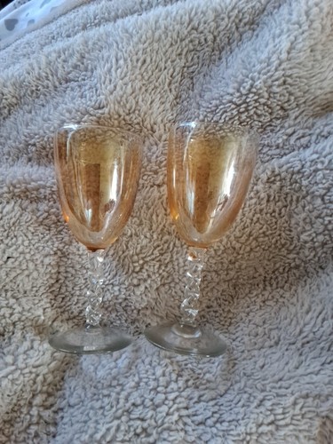 Amber glasses twisted - x,