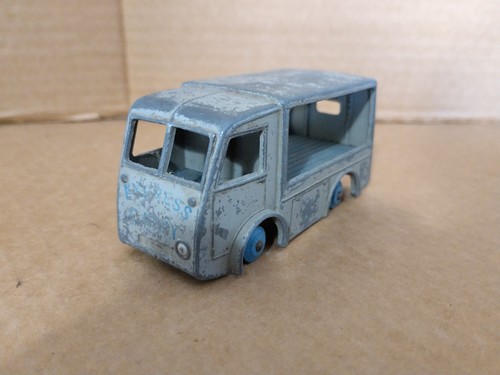 Dinky toys 30v electric - n.c.b,