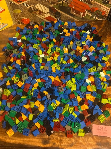 Over 500pcs lego slope - over,