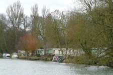 Photo 6x4 Riverside caravan