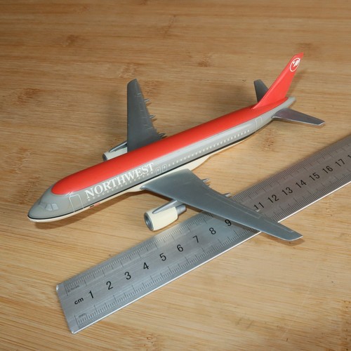 Northwest airlines airbus - airlines,