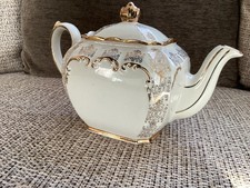 Vintage Sadler Cream & Gold