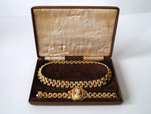 Majestic cameo set gold - majestic,