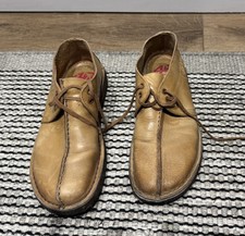 CLARKS ORIGINALS TREK - TAN