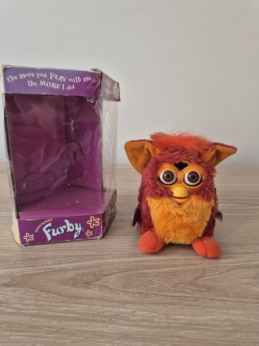 Hasbro furby 1998 - red, rooster