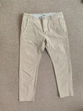 Men's DOCKERS Size W33 Beige