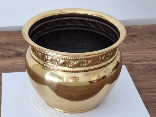 Brass plant pot - plant, good