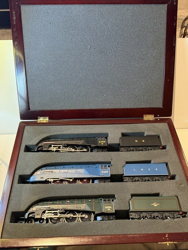 Hornby sir ralf wedgwood set - hornby,