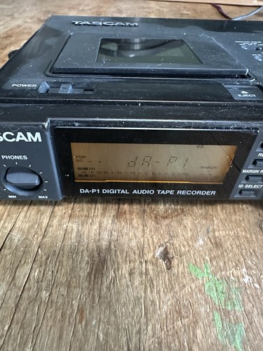 Tascam portable dat - da-p1,