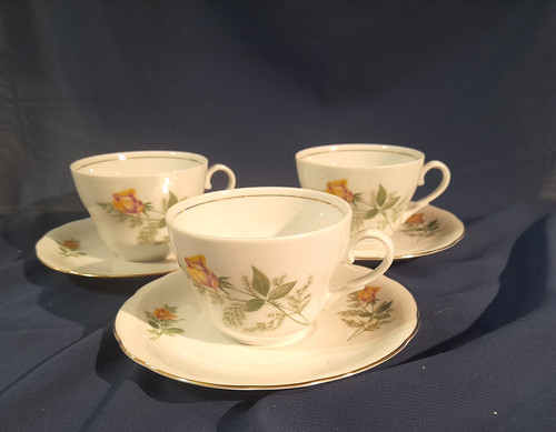 Three vintage kahla yellow - vintage,