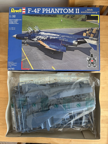 Revell 50th anniversary 4f - 50th, f-4f