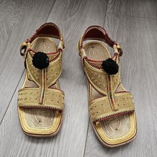 ,Traditional Tribal Pakistani Shoes