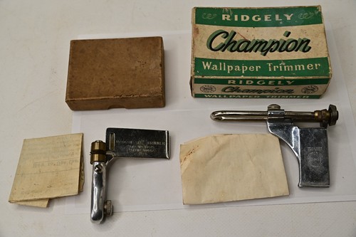Vintage wallpaper trimmers - wallpaper,