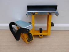 2 x DeWalt DE7024 work