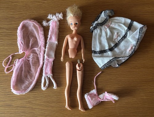 Vintage doll clothes bundle - clothes,