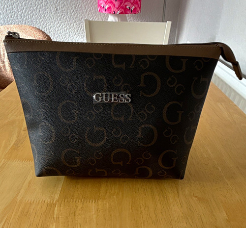 Guess elisa travel toiletry - elisa,