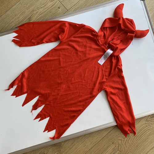 Age red devil - age, dress
