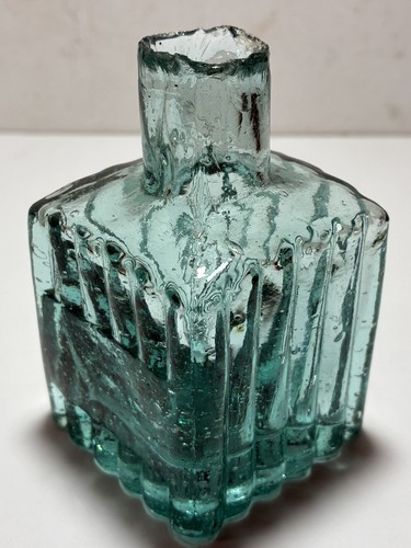 Scarce bluey aqua - bluey, bubbly