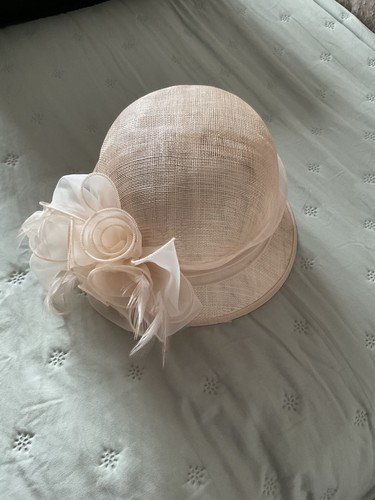 Wedding hat cloche style straw