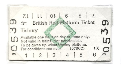 Tisbury green diamond platform - green,