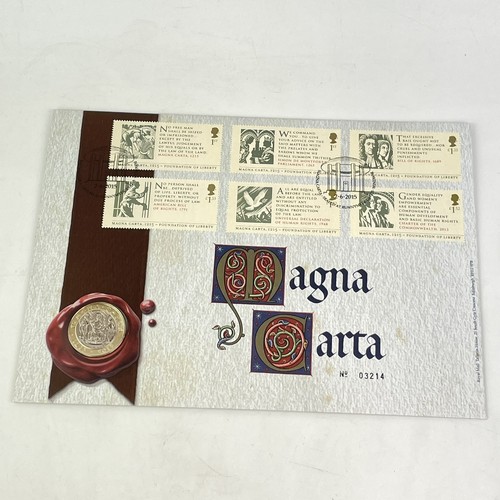 Coin and stamp cover - uk,