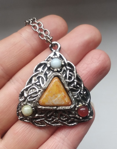 Vintage celtic necklace - vintage,