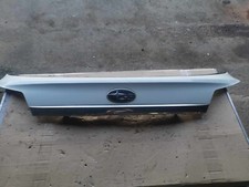 2009 SUBARU LEGACY MK5 ESTATE 2.0 BOOT LID / TAIL GATE HANDLE TRIM PANEL 09-14