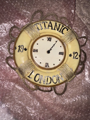 Vintage titanic london wall - london,