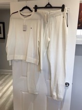 Tommy Hilfiger Ladies BNWT Off