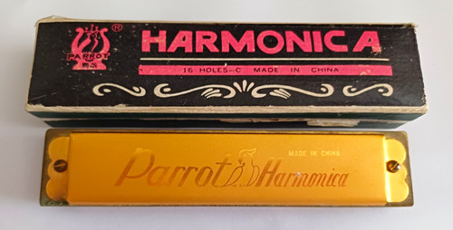 Parrot chromatic harmonica - chromatic,