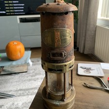 Vintage Original E. Thomas & Williams Ltd miners lamp Cambrian type No 1