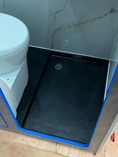 Bespoke shower tray toilet - +,