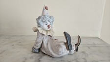 Lladro Tired Friend | #5812 |