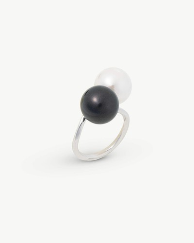 Double black and - white, pearl