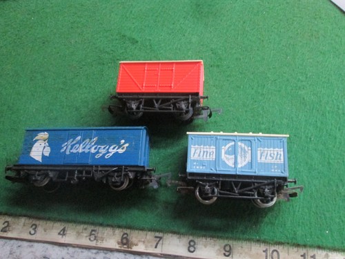 Hornby goods vans oo - 3, (oo