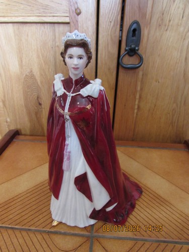 Royal worcester figurine queen - royal,