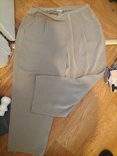 Ladies Berkertex Size 18 Flax