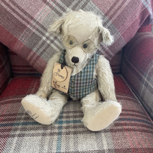 Rare teddy bear robin - teddy,