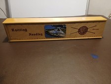 KNITTING NEEDLE BOX