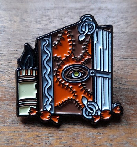 Hocus pocus metal enamel pin - hocus,