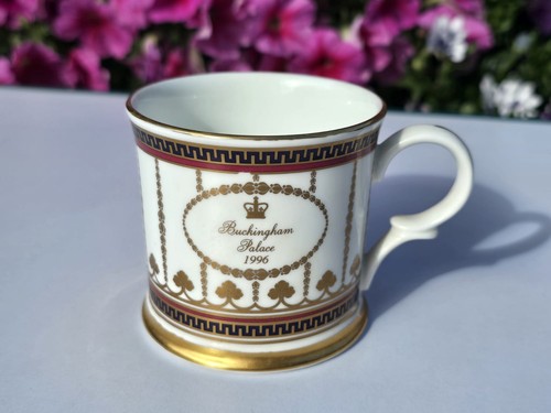 Buckingham palace official - palace,