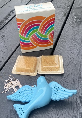 Vintage avon fresh - avon, flight
