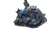 VECTRA 2005 1.8 F18 5 SPEED MANUAL GEARBOX 16V w415 black plastic end casing