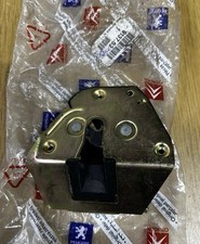 Genuine Peugeot Partner Citroen Berlingo Rear LH Door Lock Latch 913763