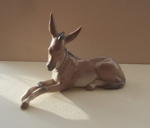 Lladro nao reclining donkey - reclining,