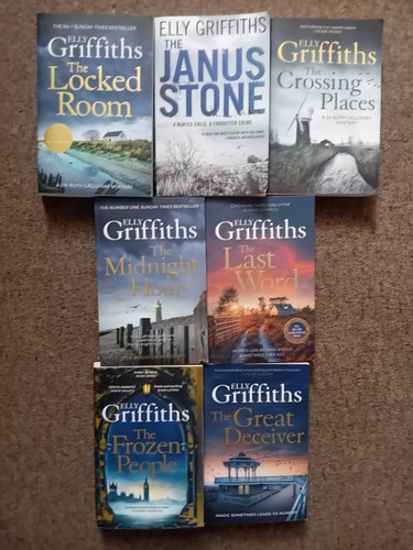 Elly griffiths book bundle - book,