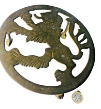 Brass kettle stand griffon - brass,