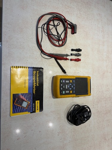 Fluke 123 industrial scope - 123,